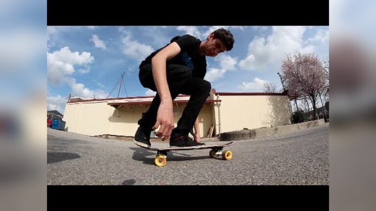 Cruiser Skateboard for Tricks: Master Moves with Ultimate Control