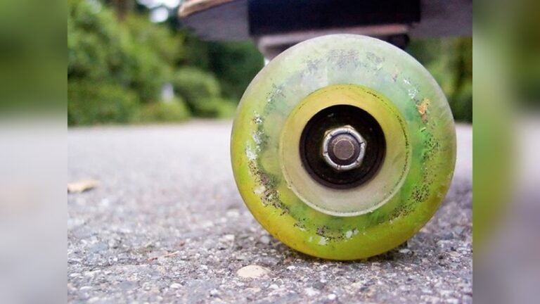 How to Make Skateboard Wheels Spin Longer